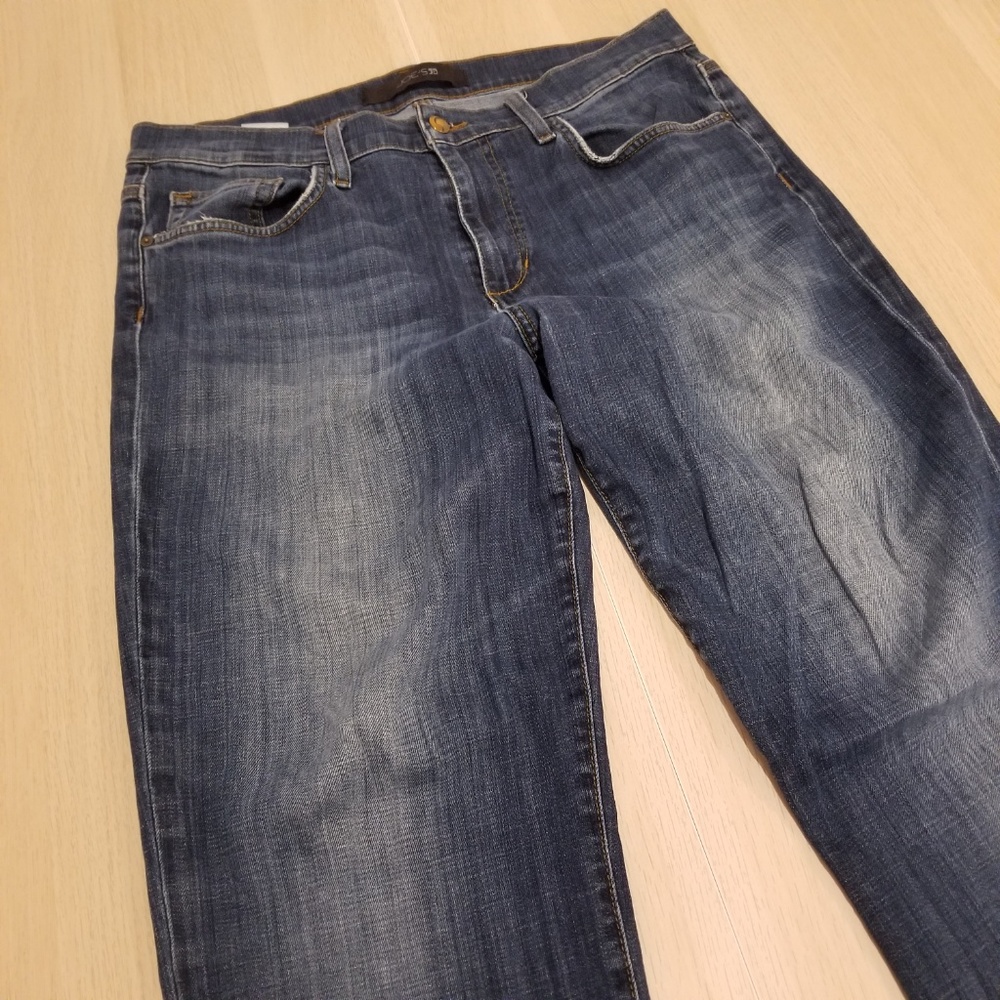 JOE'S JEANS MEDIUM WASH BOOT CUT THE REBEL FIT